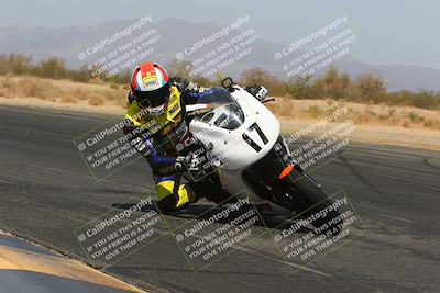 media/Apr-10-2022-SoCal Trackdays (Sun) [[f104b12566]]/Turn 7 Inside (1025am)/